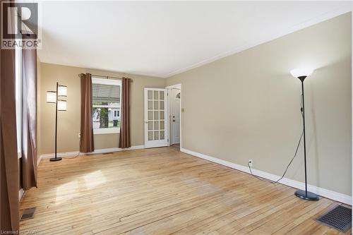 11 Gore Street, Cambridge, ON - Indoor Photo Showing Other Room