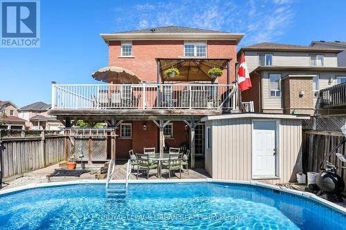 1081 Keswick Court, Oshawa, ON - Outdoor With In Ground Pool