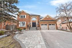 892 TEGAL PLACE Newmarket, ON L3X 1L3