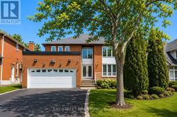 19 DELANCEY CRESCENT Markham, ON L3P 7C9