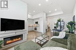 314 - 297 OAK WALK DRIVE  Oakville, ON L6H 3R6