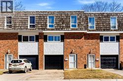 104 Lockwood ROAD  Regina, SK S4S 3G2