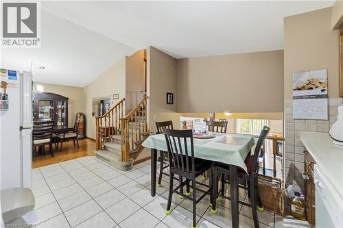 19 Sedona Court, Hamilton, ON - Indoor Photo Showing Dining Room