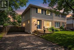 1295 NAPIER CRESCENT Oakville, ON L6H 2A5