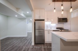 5-135 Jane Street Toronto, ON M6S 3Y7