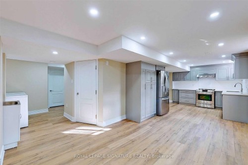 6094 Prairie Circle, Mississauga, ON - Indoor