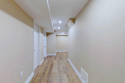 6094 Prairie Circle, Mississauga, ON - Indoor Photo Showing Other Room