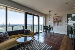 3204-390 Cherry Street Toronto, ON M5A 0E3