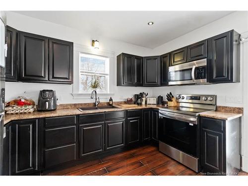 114 Pleasant St, Moncton, NB 