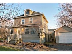 114 Pleasant ST Moncton, NB E1A 2V2