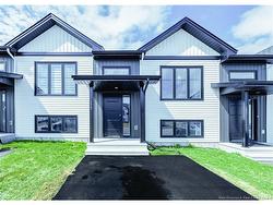 173 Ernest ST Dieppe, NB E1A 4T2
