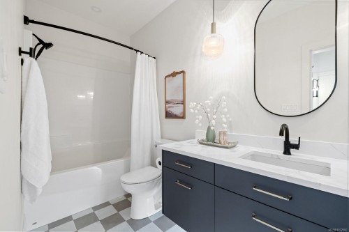 1855 Westlock Rd, Duncan, BC 