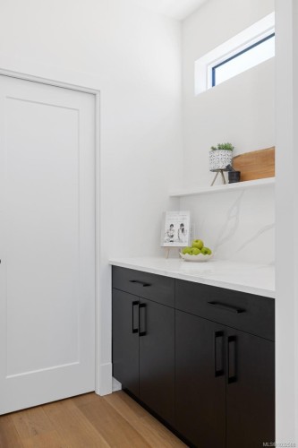 1855 Westlock Rd, Duncan, BC 