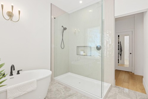 1855 Westlock Rd, Duncan, BC 