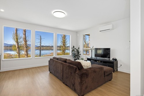 1855 Westlock Rd, Duncan, BC 