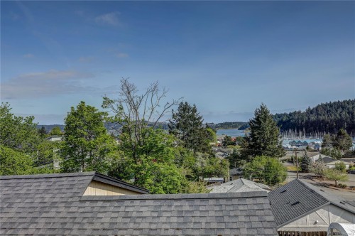 1361 Discovery Ave, Nanaimo, BC 
