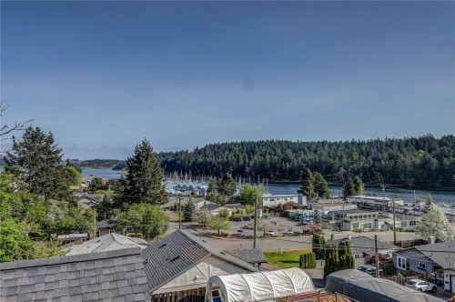 1361 Discovery Ave, Nanaimo, BC 