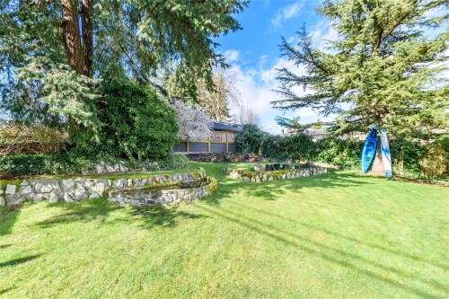 97 Mitchell Rd, Courtenay, BC 
