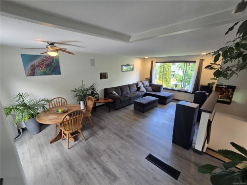 97 Mitchell Rd, Courtenay, BC 