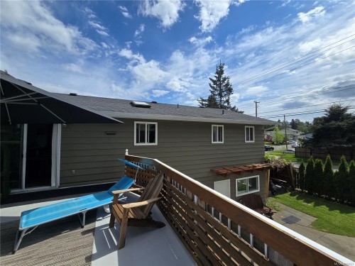 97 Mitchell Rd, Courtenay, BC 