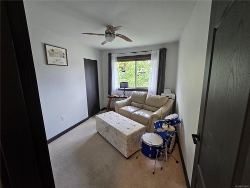 97 Mitchell Rd, Courtenay, BC 