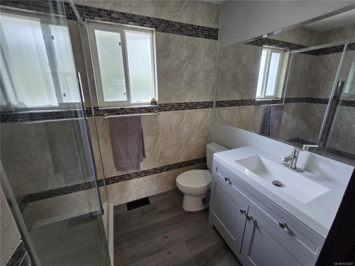 97 Mitchell Rd, Courtenay, BC 