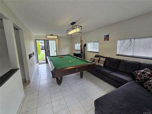 97 Mitchell Rd, Courtenay, BC 