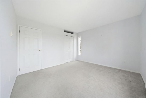 308-103 Gorge Rd East, Victoria, BC - Indoor Photo Showing Other Room