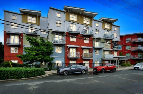 204-787 Tyee Rd  Victoria, BC V9A 7R5