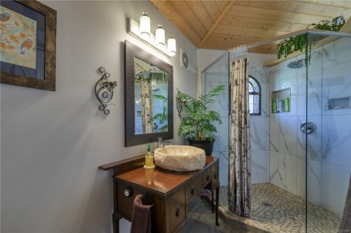321 Harbour Rd, Coal Harbour, BC 