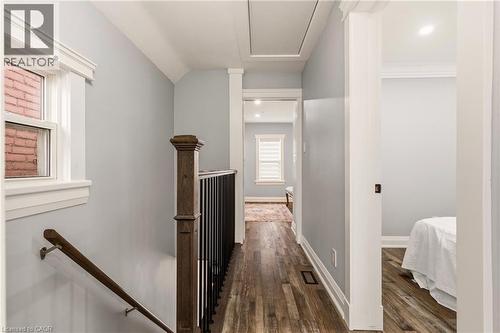 14 Mars Avenue, Hamilton, ON - Indoor Photo Showing Other Room