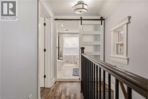 14 Mars Avenue, Hamilton, ON - Indoor Photo Showing Other Room