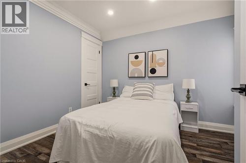 14 Mars Avenue, Hamilton, ON - Indoor Photo Showing Bedroom