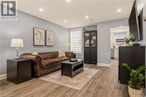 14 Mars Avenue, Hamilton, ON - Indoor