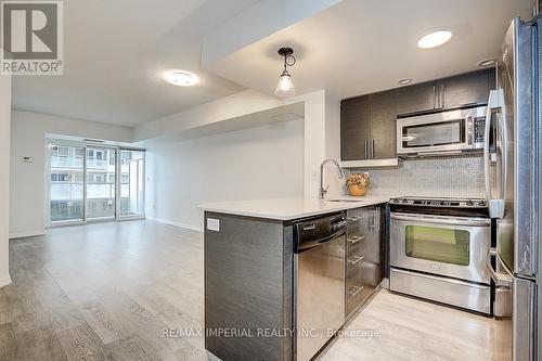 417 - 65 East Liberty Street, Toronto, ON - Indoor Photo Showing Kitchen