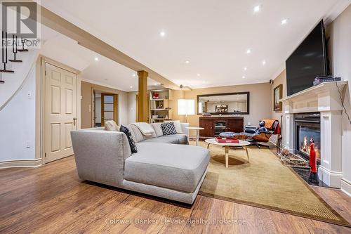 1531 Polesden Drive, Mississauga, ON - Indoor Photo Showing Living Room With Fireplace