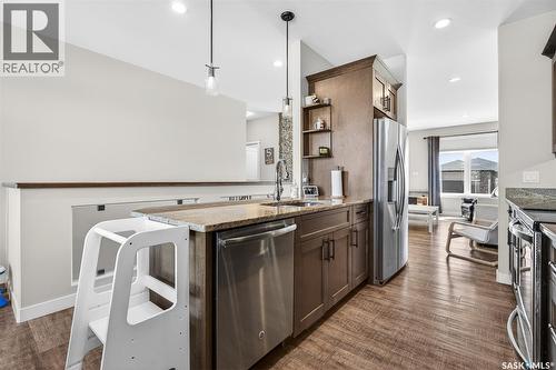 1181 Meier Drive, Moose Jaw, SK - Indoor Photo Showing Kitchen With Upgraded Kitchen