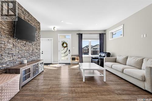 1181 Meier Drive, Moose Jaw, SK - Indoor Photo Showing Living Room