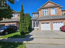 926 LEDBURY CRESCENT Mississauga (East Credit), ON L5V 2P8