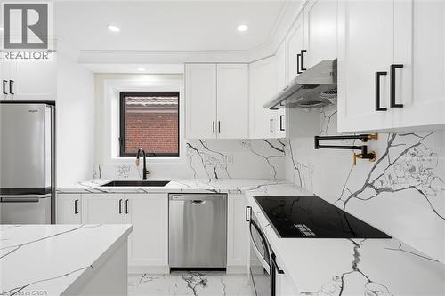 24 Treeview Drive, Toronto, ON - Indoor Photo Showing Kitchen
