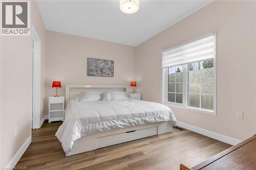 145 Silverbirch Boulevard, Hamilton, ON - Indoor Photo Showing Bedroom