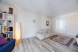Salon - 