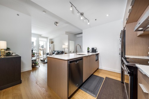 Cuisine - 613-385 Rue St-Martin, Montréal (Le Sud-Ouest), QC - Indoor Photo Showing Kitchen