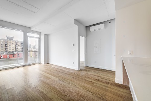 Salon - 613-385 Rue St-Martin, Montréal (Le Sud-Ouest), QC - Indoor Photo Showing Other Room