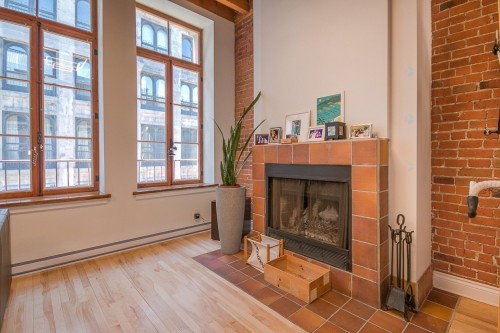 Other - 32-50 Rue St-Paul O., Montréal (Ville-Marie), QC - Indoor With Fireplace