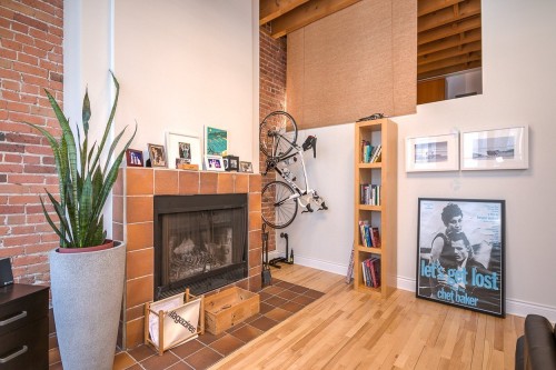 Other - 32-50 Rue St-Paul O., Montréal (Ville-Marie), QC - Indoor With Fireplace