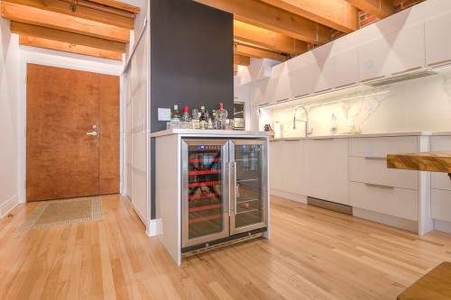 Kitchen - 32-50 Rue St-Paul O., Montréal (Ville-Marie), QC - Indoor Photo Showing Other Room