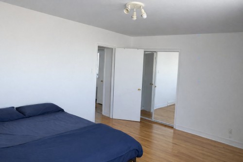 Chambre à coucher - 503-3635 Av. Ridgewood, Montréal (Côte-Des-Neiges/Notre-Dame-De-Grâce), QC - Indoor Photo Showing Bedroom