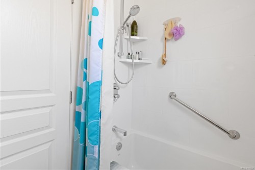 6246 Lower Chippewa Rd, Duncan, BC 