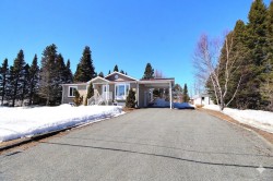 40 Rue des Quatre-Coins  Rivière-Héva, QC J0Y 2H0